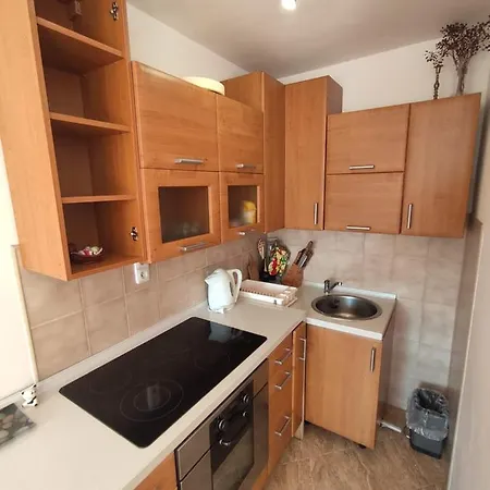 Rodinne Vlatka S Velkym Pozemkom * Kaluža