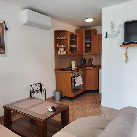 公寓 Rodinne Vlatka S Velkym Pozemkom Kaluža