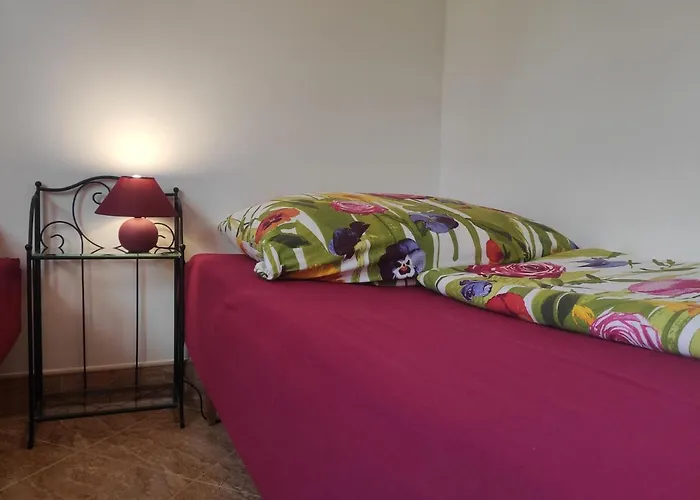 Rodinné Vlatka S Veľkým Pozemkom Appartamento Kaluža