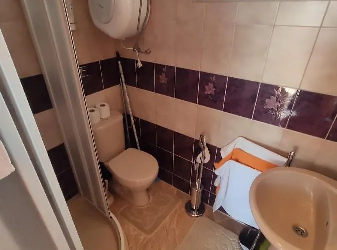 Appartamento Rodinné Vlatka S Veľkým Pozemkom Kaluža